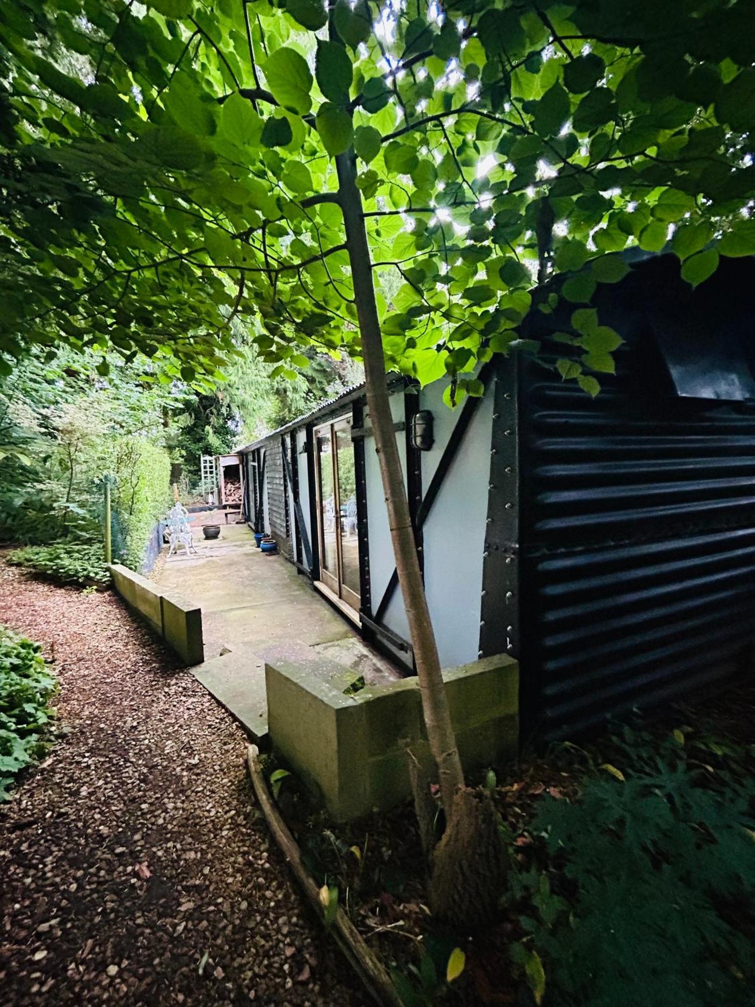 The Railway Carriage - Blue Villa Glasbury Luaran gambar