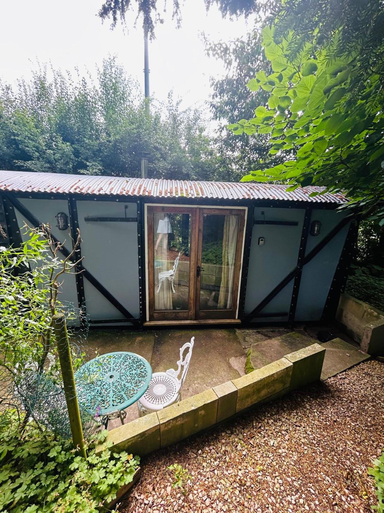 The Railway Carriage - Blue Villa Glasbury Luaran gambar